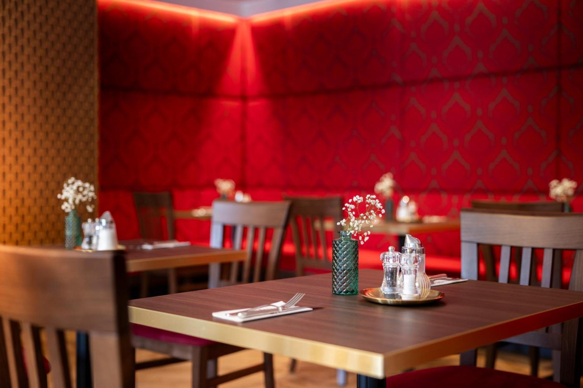Vergeiner'S Hotel Traube Lienz Zewnętrze zdjęcie