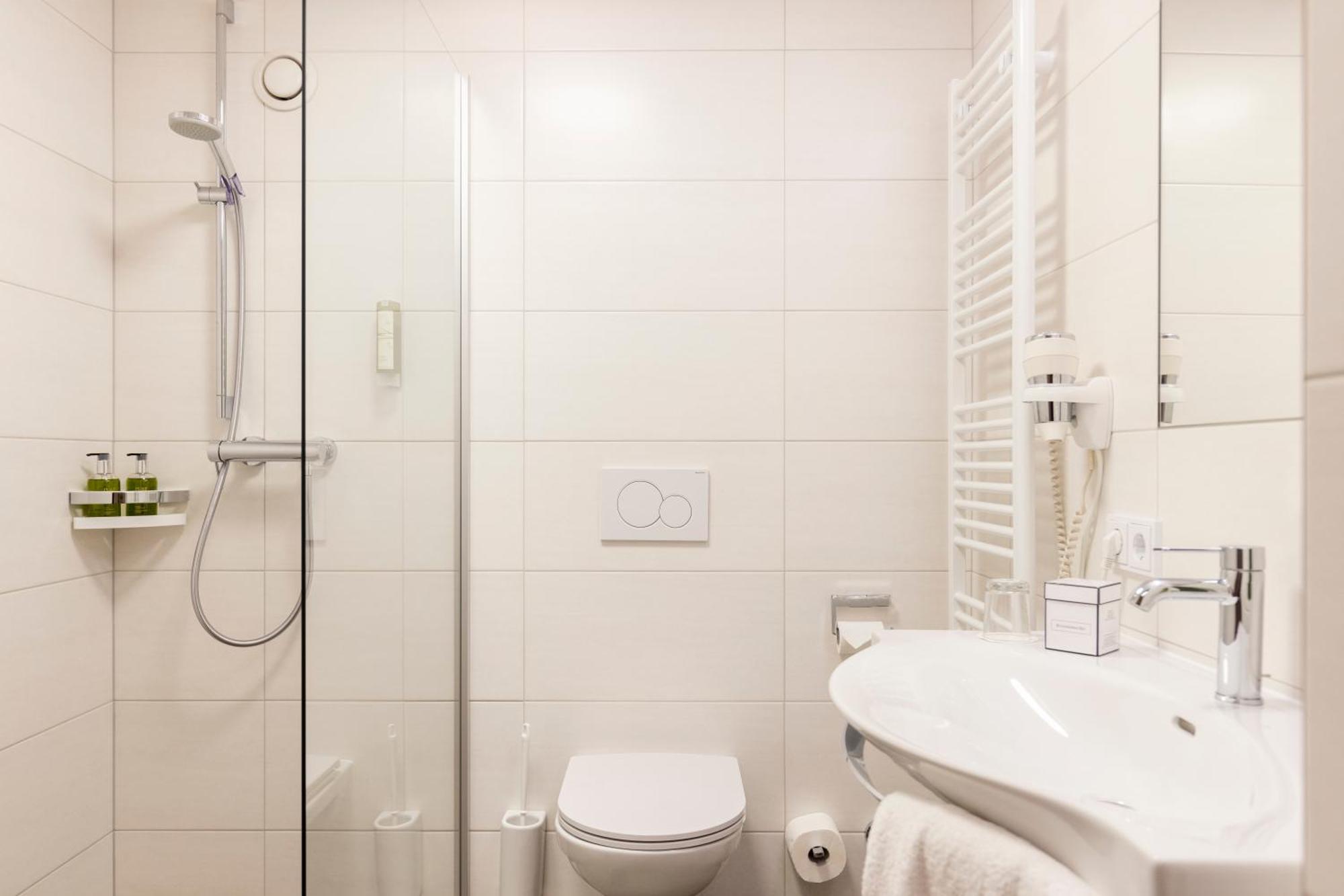 Vergeiner'S Hotel Traube Lienz Zewnętrze zdjęcie